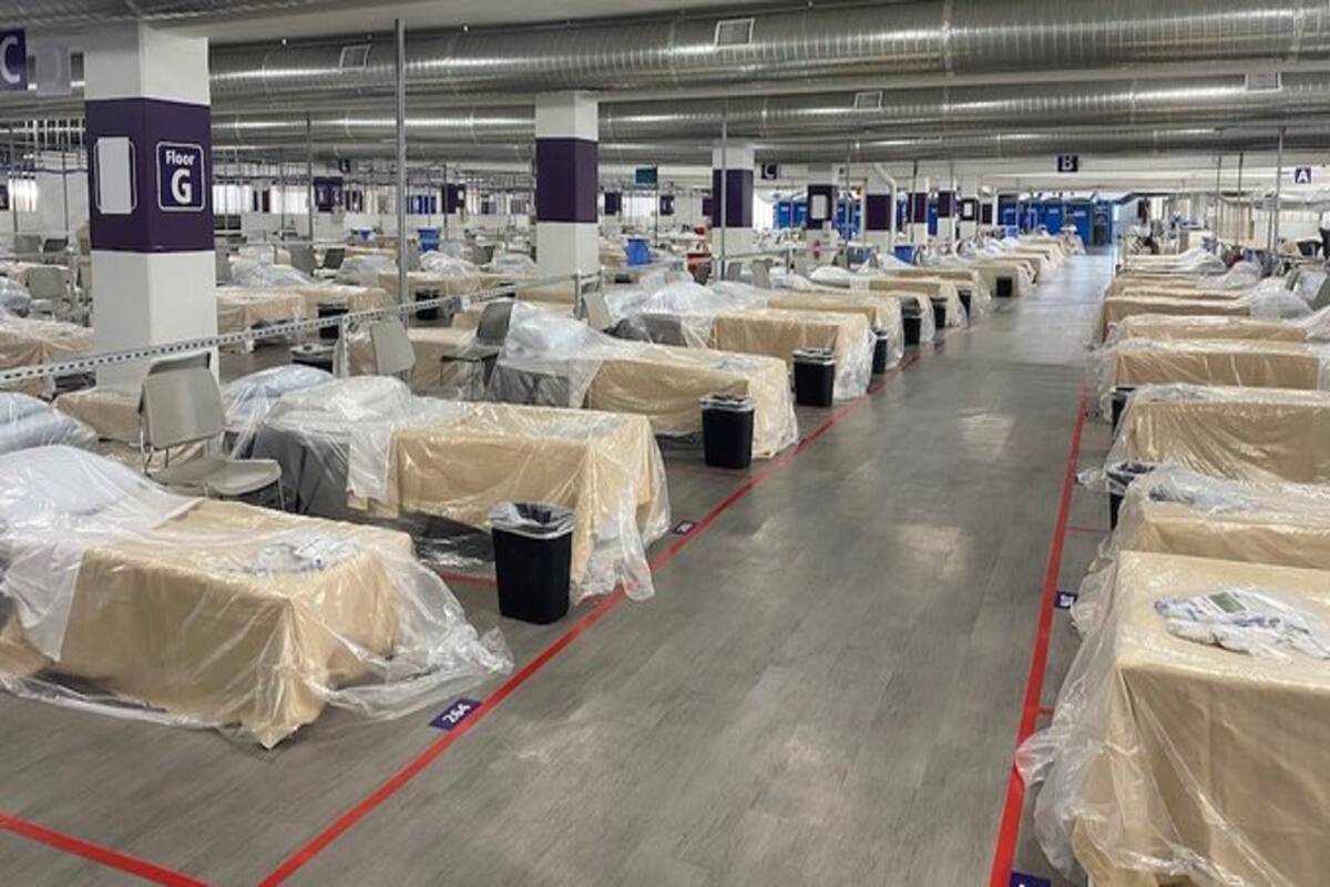 El Renown Regional Medical Center debió recurrir a una solución de emergencia para paliar la falta de camas