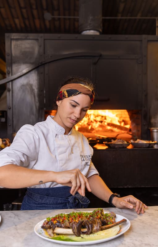 El restaurante de Francis Mallman en Francia está muy bien atendido.