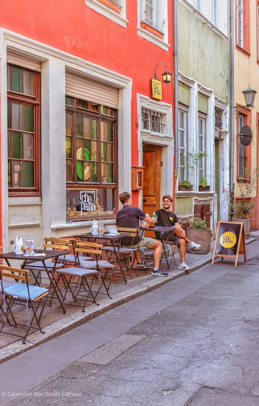 El restaurante es punto de encuentro de latinos en una ciudad universitaria de Alemania.