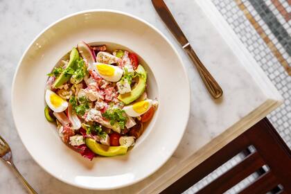 El restaurante tiene platos emblemáticos de la cocina francesa en Nueva York y Miami