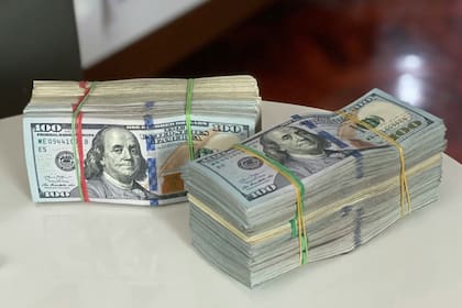 El retorno de los dólares encanutados: la apuesta del Gobierno