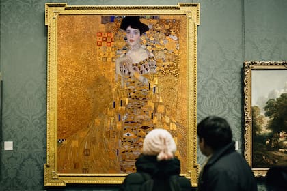 El Retrato de Adele Bloch Bauer I cuando todavía era exhibido en la Galería Belvedere en Viena