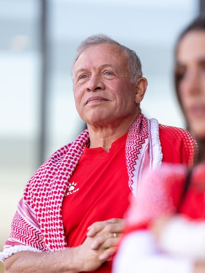 El rey Abdullah II en el partido de Jordania vs. Argelia en San Francisco Bay Area Stadium. Una ocasión histórica ya que es la primera vez que Jordania logra participar de la Copa del Mundo