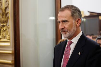 El Rey Felipe VI durante la entrega de la 'Medalla del Congreso de los Diputados' a los presidentes actuales de la Cámara, en el Congreso de los Diputados, a 22 de junio de 2023, en Madrid