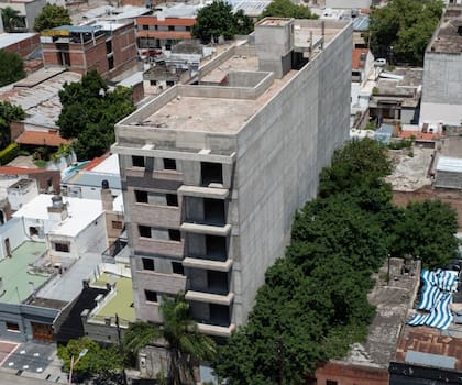 El riesgo de comprar en pozo en un proyectoque está "flojo" de papeles o de financiación y la obra se detiene
