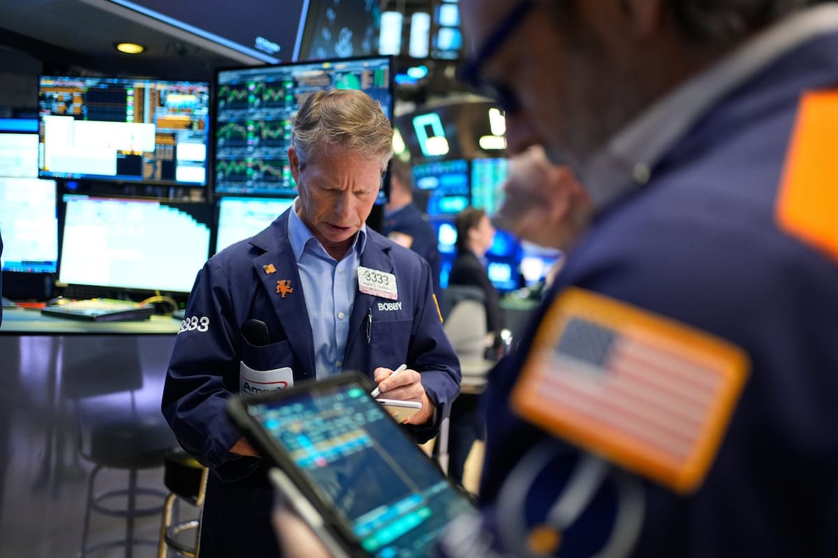 El riesgo país sumó ocho unidades y se ubicó en los 418 puntos (AP Photo/Seth Wenig)