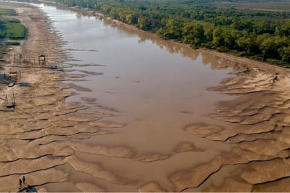 El río Paraná sufre la peor bajante en 50 años.