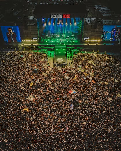 El ritual de Los Piojos en el cierre de Cosquín Rock 2025