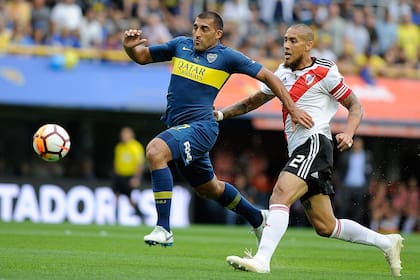 El River-Boca ante la posibilidad de jugarse en Paraguay