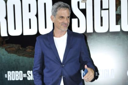 Rafael Ferro, muy elegante en la primera función de El robo del siglo
