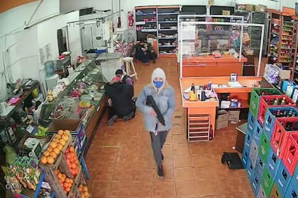 El robo en el supermercado Lía de Santos Lugares
