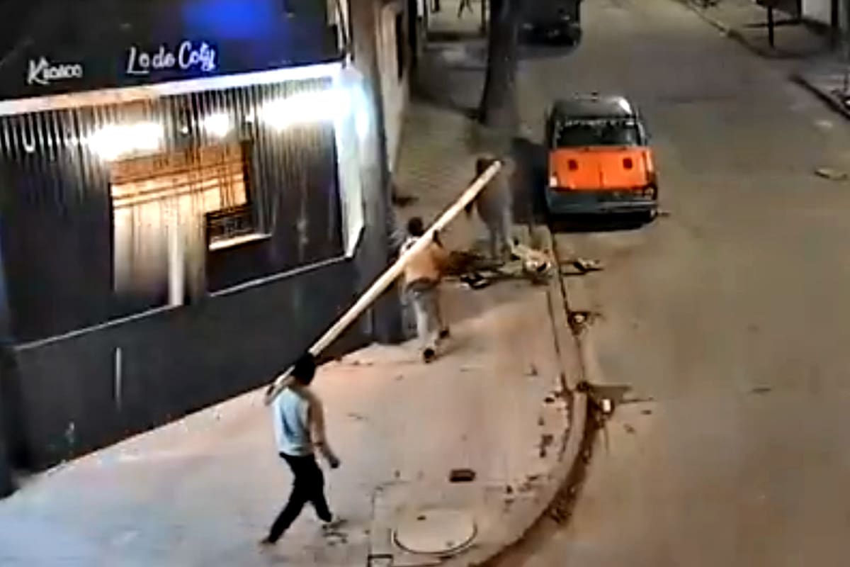 El robo quedó registrado en las cámaras del 911