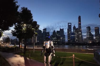 El robot humanoide AgiBot A2 caminó desde Suzhou a Shanghái durante tres días