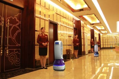 El robot Peanut, de Keenon, era uno de los elementos distintivos de un hotel en Hangzhou; ahora se usa para repartir comida entre los huéspedes que están en cuarentena