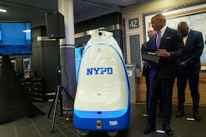 El robot presentaba algunas dificultades, como no poder bajar las escaleras