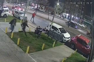 Las barras de Independiente, a los tiros en una parrilla en la previa al partido con Racing