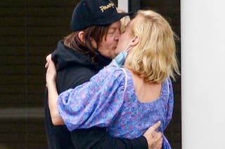 ¡A los besos! El romántico paseo de Diane Kruger y Norman Reedus en Los Ángeles