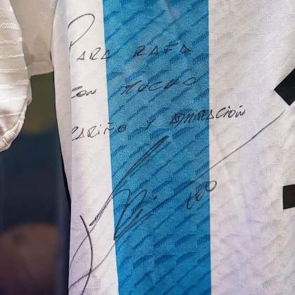 El rosarino incluyó una dedicatoria (Foto Instagram /@rafanadalmuseum)