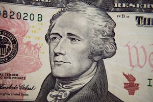 El rostro de Alexander Hamilton aparece en el billete de diez dólares