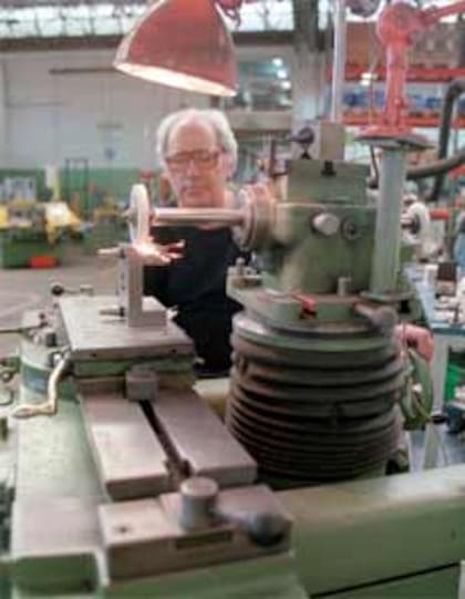 En Neuquén, maquinaria y equipo aportó 622 empleos y otros minerales no metálicos, 295.