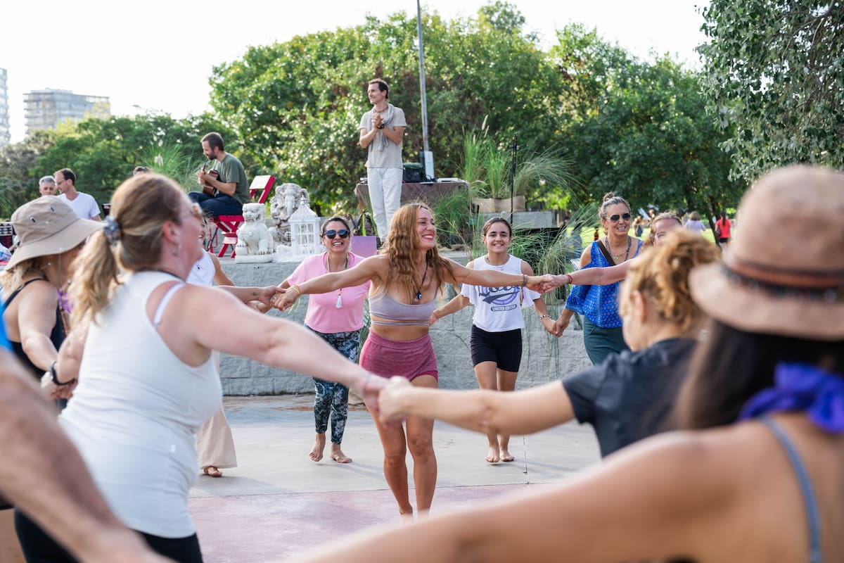 El sábado 7 de noviembre, de 10 a 19, se realizará la novena edición de Exhale Festival, una jornada al aire libre que combinará clases, prácticas de respiración, charlas, baile y una feria de emprendedores