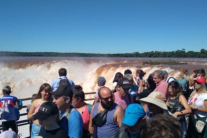El sábado fue récord en las Cataratas del Iguazú