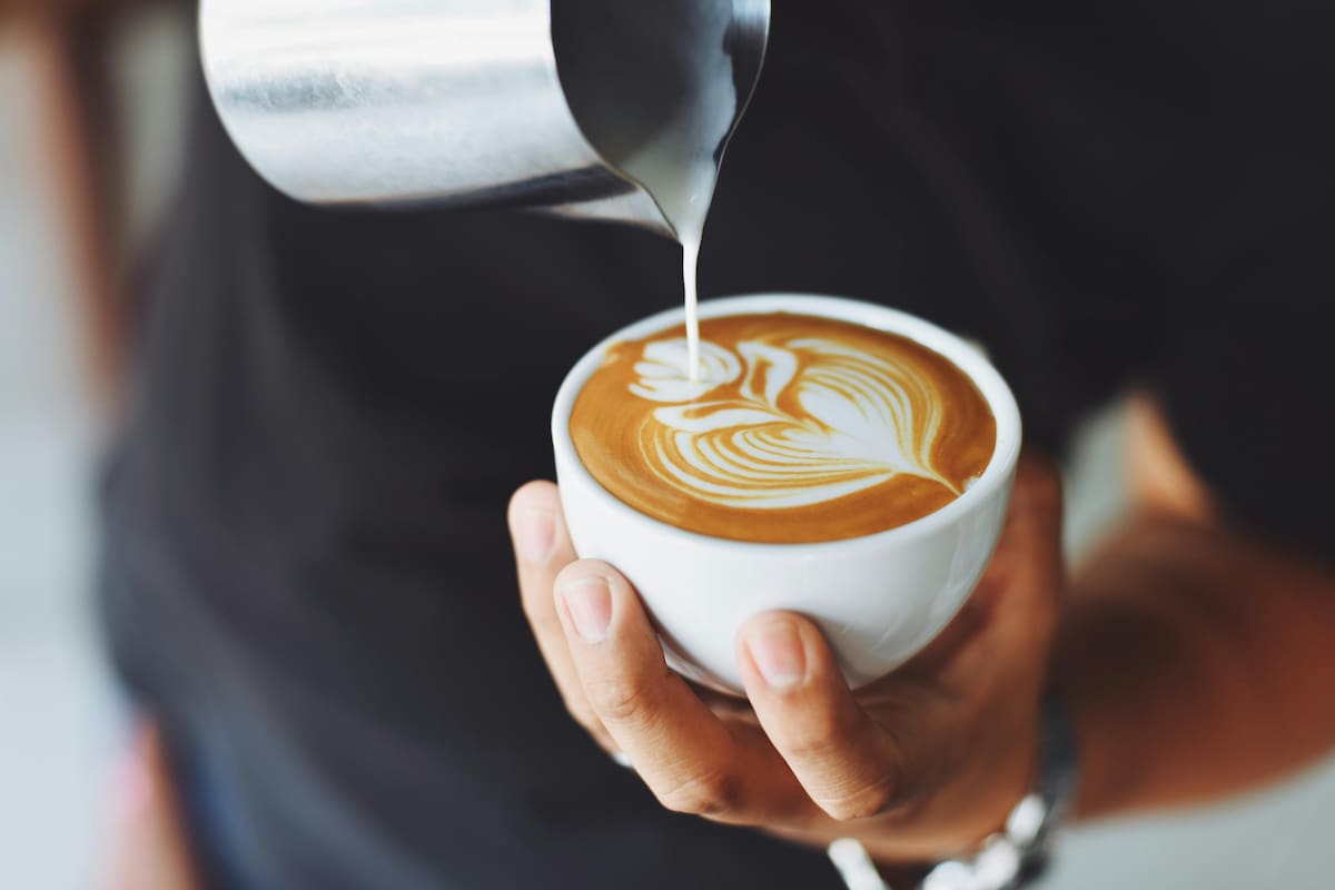 El sabor de algunos tipos de cafés provienen tanto de su origen de cultivo como de los ingredientes con que se preparan (imagen ilustrativa)
