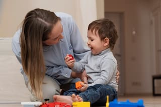 Cuánto cobran las niñeras y cuidadores de adultos en septiembre