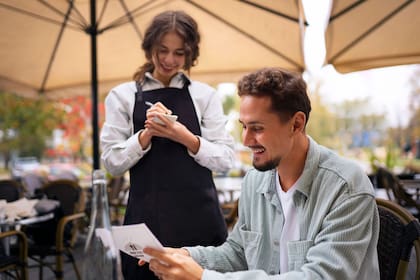 El salario mínimo para los trabajadores con propinas también aumentará el 1º de julio próximo