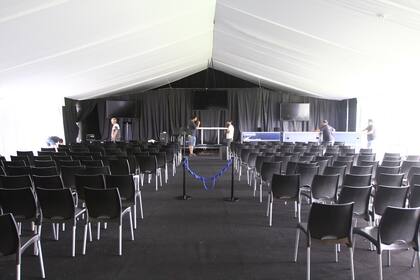 El salón de Ezeiza desolado, como el fútbol sin rumbo