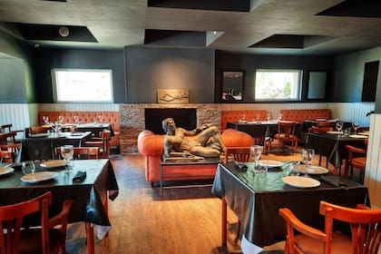 El salón de Molusca ubicado en el centro de Pinamar