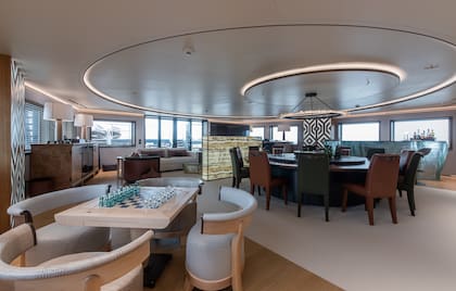 El salón principal de La Datcha