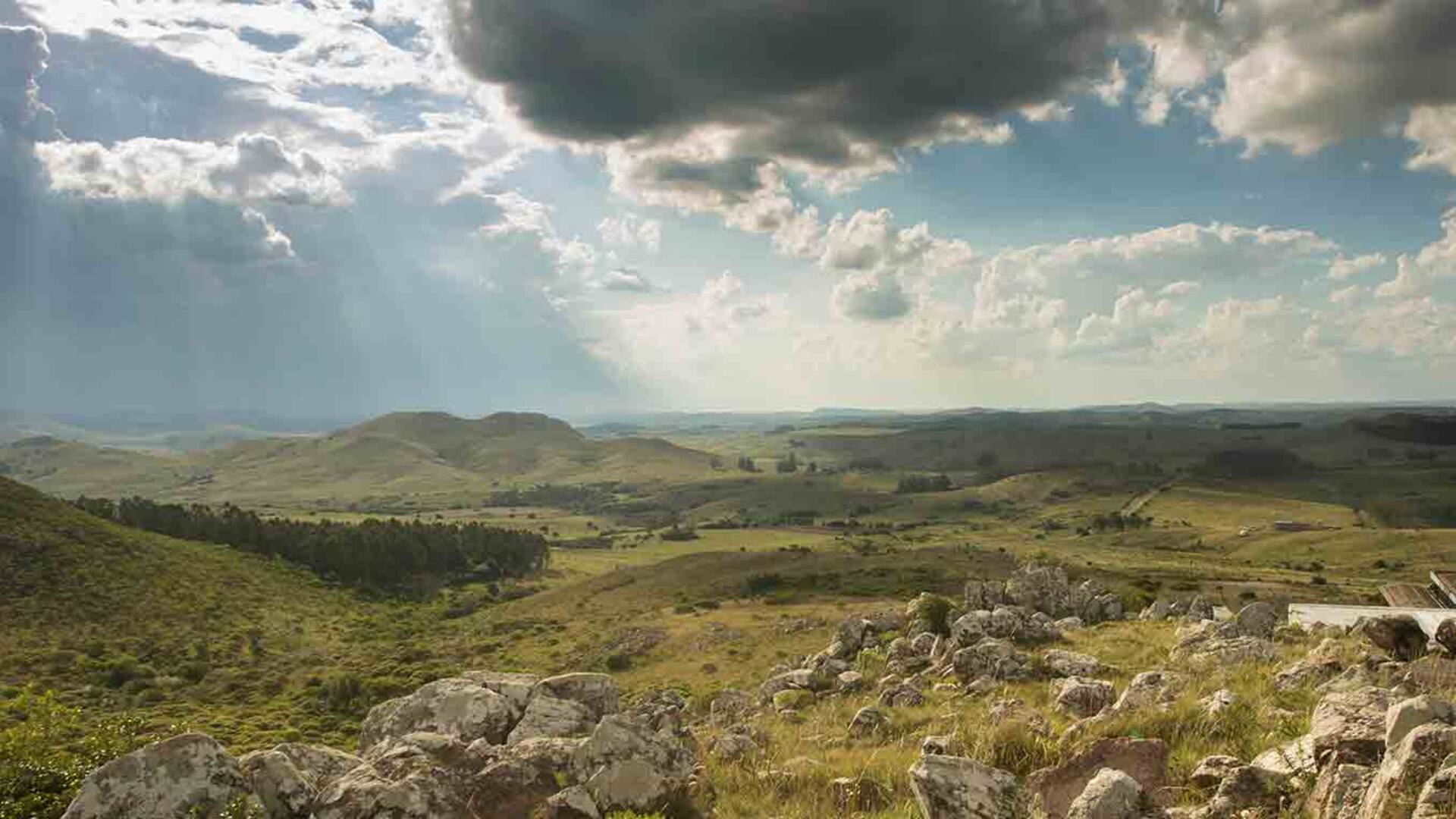 Ruinas de Cuñapiru, en las afueras de Tacuarembó, camino a Rivera