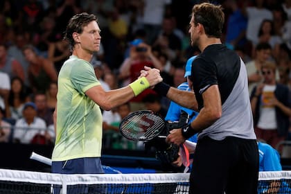El saludo con Berdych tras la derrota