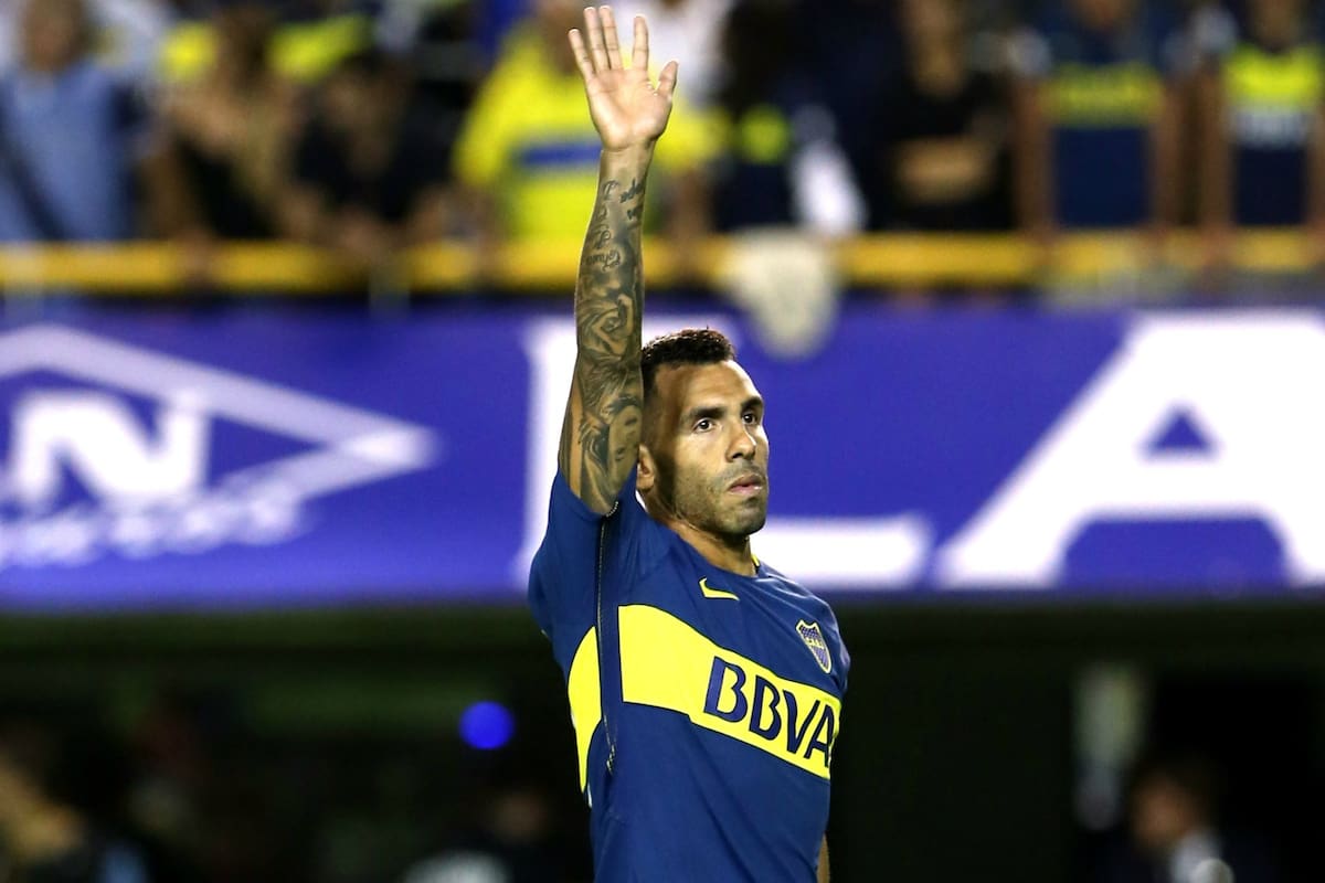 El saludo de Carlos Tevez a la hinchada xeneize