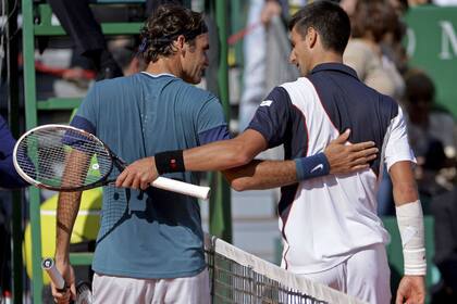 El saludo final entre Roger y Nole