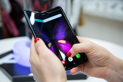 El Samsung Galaxy Fold fue presentado en febrero de 2019 y salió a la venta en septiembre de ese año
