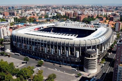 El Santiago Bernabéu, el estadio elegido para concretar el Boca-River
