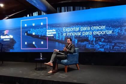 El secretario de Comercio durante el foro de negocios, en Santa Fe