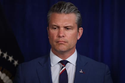 El secretario de Defensa de Estados Unidos dijo que los estadounidenses "se beneficiarán" con la captura de Maduro