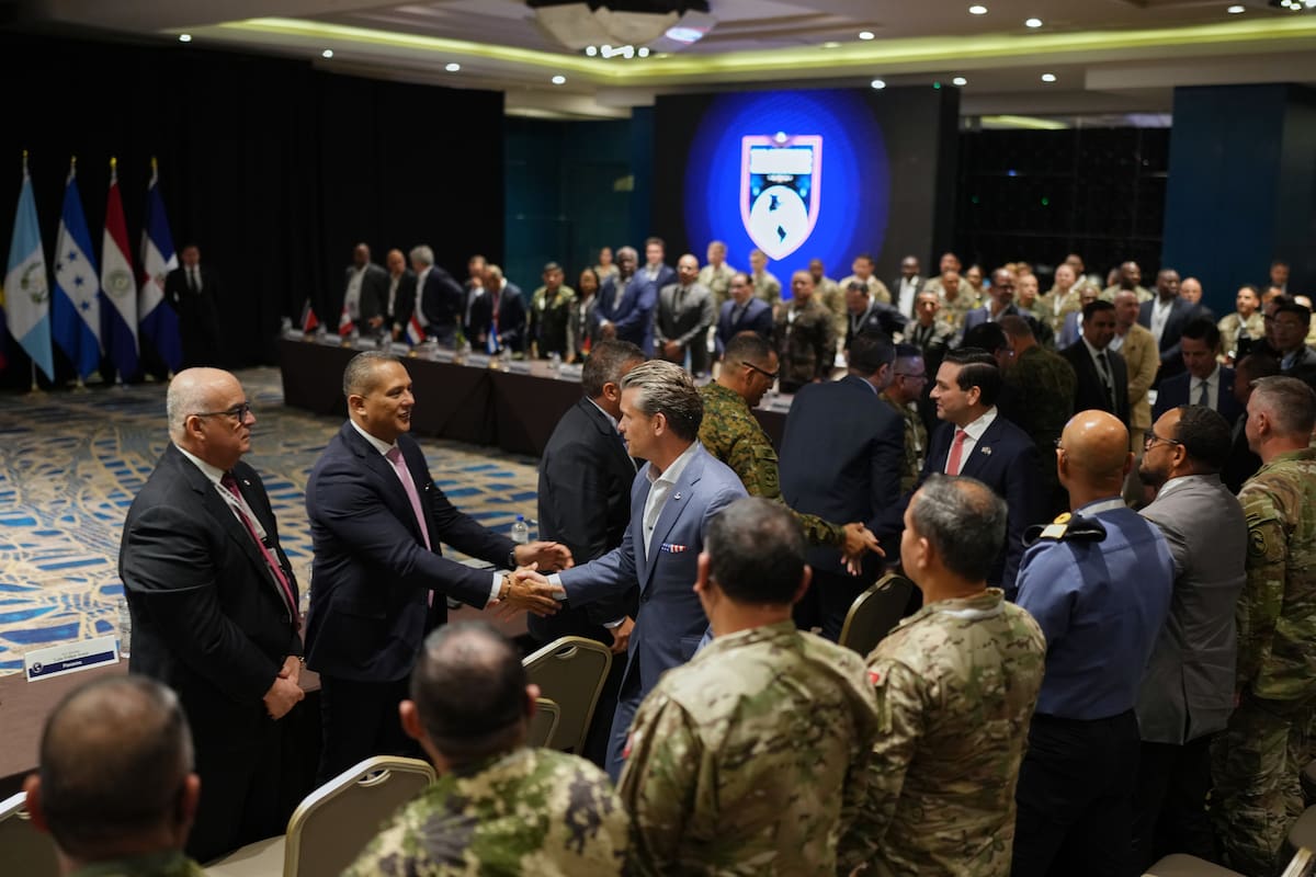 El secretario de Defensa de Estados Unidos, Pete Hegseth, durante un foro de la Coalición Americana contra los Cárteles en Ciudad de Panamá, 12 de agosto