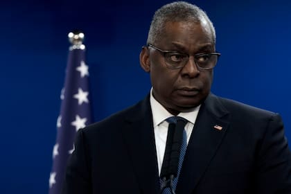 El secretario de Defensa norteamericano, Lloyd Austin, durante una conferencia de prensa conjunta con su homólogo israelí, Yoav Gallant, tras una reunión en Tel Aviv, Israel, el lunes 18 de diciembre de 2023. (AP Foto/ Maya Alleruzzo)