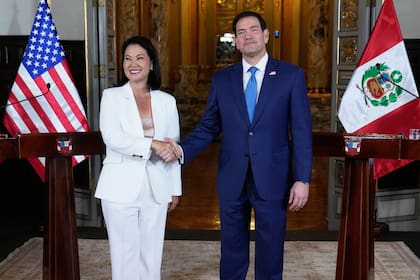 El secretario de Estado, Marco Rubio, junto a la presidenta Keiko Fujimori en la visita del funcionario a Perú el 10 de septiembre