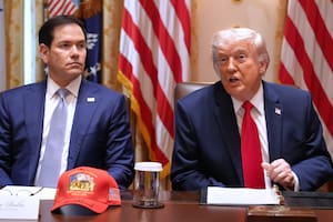 Trump busca ampliar el control de las redes sociales a más tipos de solicitantes extranjeros