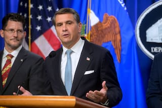 Todd Blanche, confirmado como secretario de Justicia de Trump en ajustada votación nocturna