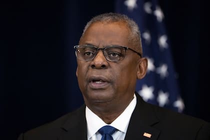 El secretario de la Defensa de EEUU, Lloyd Austin, habla durante una conferencia de prensa en el Departamento de Estado, el martes 11 de abril de 2023, en Washington, D.C.