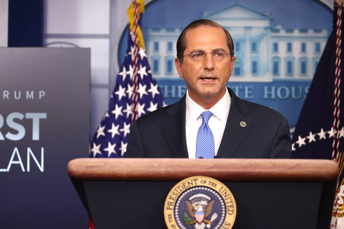 El secretario de Salud de Estados Unidos, Alex Azar, anunció hoy que dos vacunas podrían estar disponibles antes de Navidad