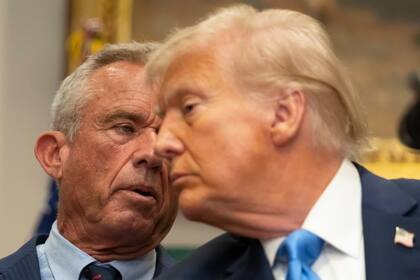El secretario de Salud y Servicios Humanos de EEUU, Robert F. Kennedy Jr., calificó de "veneno" al JMAF