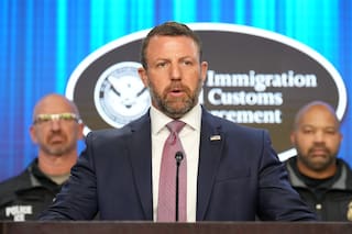 Agentes del ICE balearon a dominicano en NY porque creían correr peligro, dice funcionario