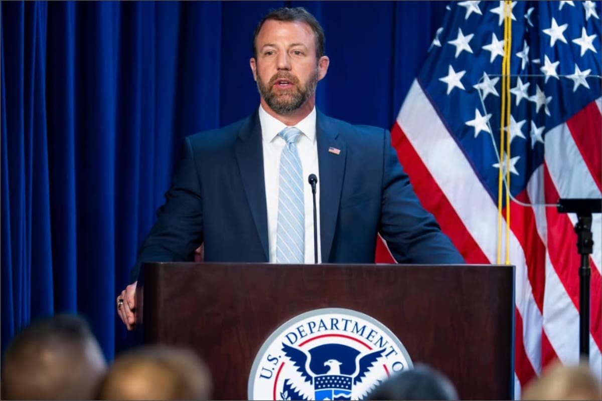 El secretario del DHS, Markwayne Mullin, abordó temas críticos sobre la política migratoria actual en una entrevista y advirtió que el gobierno irá por la deportación de inmigrantes haitianos cuyo TPS expiró